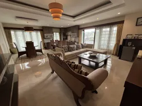 Dago’s Hill 3 Bedrooms + 3 Bathrooms Penthouse - Image 2
