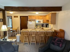 Cozy Mountain Getaway For All Seasons - Image 3