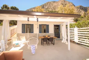 House Scirocco- pool and direct beach access - Image 2