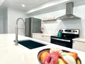 Bright 2bd/2ba Petworth full apartment near metro - Image 2