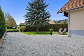 Family gîte with fenced private garden - Image 3