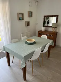 Apartment - Housekeeping Listing - Image 3