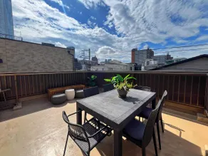 Spacious 3-bedroom apartment with rooftop terrace and parking | D - Image 2
