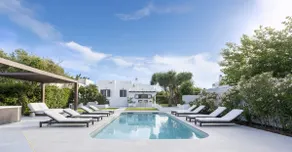 Luxury Villa with Heated Swimming pool& Outdoor Jacuzzi - 50mt from the Beach - Image 3