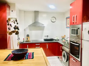 Centrally located apartment in Bilbao - Image 3