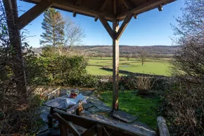 Mountain Cottage - Quirky at it's best - Image 2