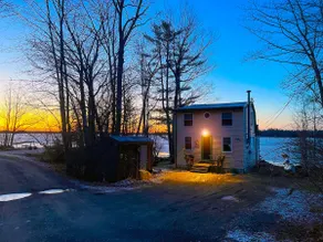 Your own private getaway on Pushaw Lake! - Image 2
