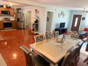 Spacious 2 bedroom in Arabi - Image 3