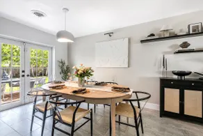 3 Stylish House with Open Layout & Large Backyard - Image 3