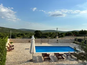 Stone country House Irena with pool on a large property - Image 2