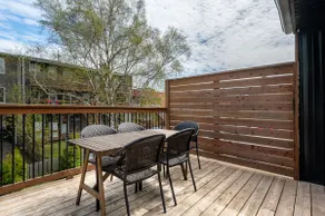 Large 2-bedroom apartment - Downtown Quebec City - Image 3