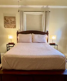The Hideaway - A Private Entrance Suite - Image 3