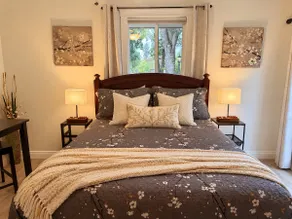 The Hideaway - A Private Entrance Suite - Image 3
