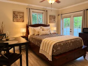 The Hideaway - A Private Entrance Suite - Image 2