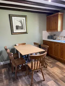 Brambles Cottage, Lily Pond Cottages - Image 5