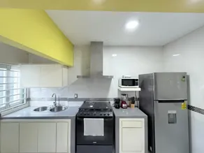 SOHOZ1-Luxury Home-3 Bedrooms-3 Bathrooms-3 Parking Spaces-Wi-Fi-6 Guests - Image 5