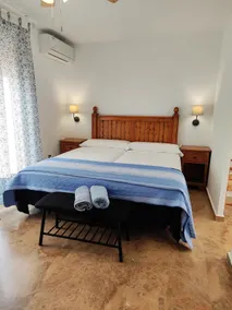 Bright and cozy penthouse in La Zubia, Granada - Image 4
