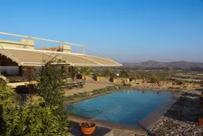 Zeus & Dione Luxury Villa - Image 2