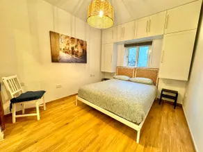 Seaview Escape: Fast Wifi, Walk to Beach & Bus - Image 5
