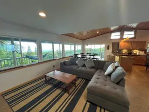 Hale Malulani, Ocean Views, Privacy, Entire Estate - Image 2