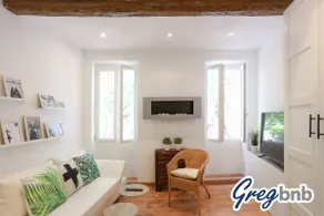 GregBnb - 1-bedroom apartment - Air conditioning - 15 min to the train station - Image 5