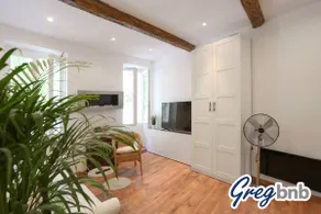 GregBnb - 1-bedroom apartment - Air conditioning - 15 min to the train station - Image 3