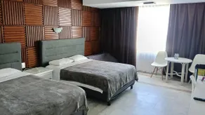Deluxe Room in Oceanfront Resort - Image 5
