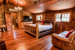 Riverfront Log Cabin at South Fork w/ Hot Tub - Image 4
