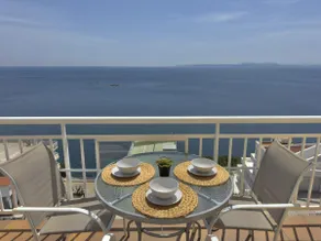 T4. Wonderful seaviews, A/C, wifi, parking & pool - Image 3