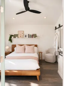 Modern Camas Cottage - Image 2