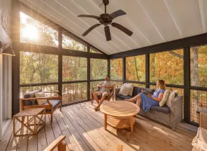 Lakefront · Hot Tub · Fishing · Kayaks · Firepit - Image 5