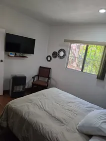 Apartment with a private patio - Image 2