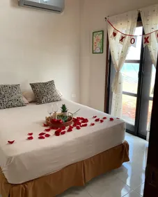 Charming and Quiet Mini House, Ocean View - Image 4