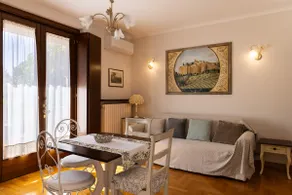 Corner House of Roses 2 - Image 2
