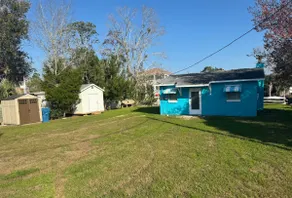 WATERFRONT COTTAGE w/ACCESS TO WEEKI WACHEE RIVER & GULF FRESHLY REMODELED! - Image 4
