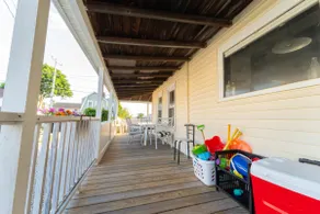 The 1907 on Nudd: Sleeps 8 | Front Porch | Parking - Image 2