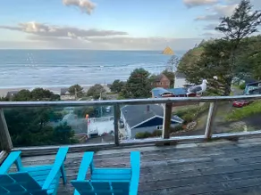 Oceanside Hideaway - Panoramic ocean views! - Image 3