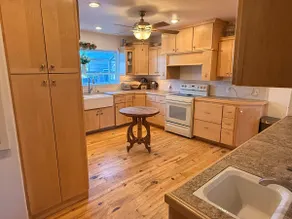 The House at Pooh Corner near Bryce Canyon - Image 3