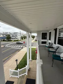 Condo D-Asbury Ave Gold Coast- 2 blocks to beach - Image 5
