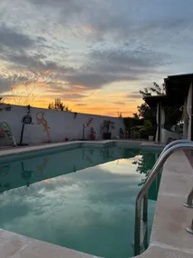 Guest house with pool near Valencia - Image 2