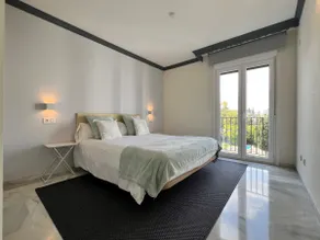 Luxurious apartment in Puerto Banus Marbella - Image 2