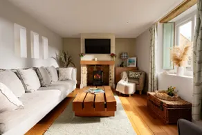 Woodbine Cottage - Image 2