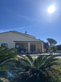 GOLF DE PERALADA - LUXUSVILLA IN EINER OASE DER RUHE - Image 2