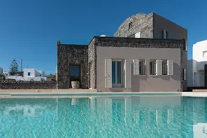 Amaranthine Villa - Image 2