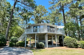 The Knotty But Nice Treehouse of Pinehurst - Image 3