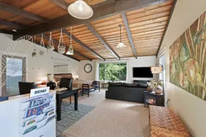 Near River Trail - Pet-Free - King - Local Hosts - Image 5