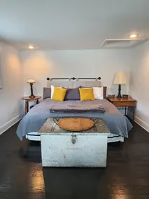 Hotel Clarence - Image 5