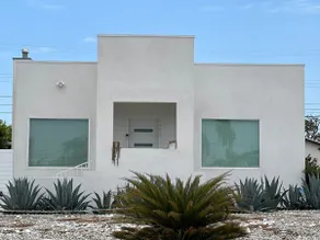 Modern LA Home + Jacuzzi (Sofi-LAX-Forum-USC) - Image 2