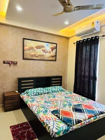 Modern amenities with bright, spacious and cozy rooms. - Image 3