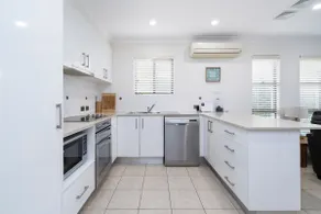 LaBellaVita 26 Landsborough St SWR - Image 5